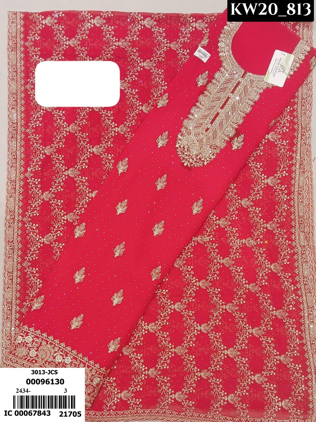 Festive Fashion That Glows