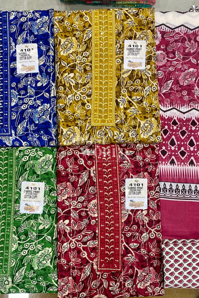 Ahmedabad Unstitched Cambric Suit with Chiffon Dupatta (Set of 4)44No